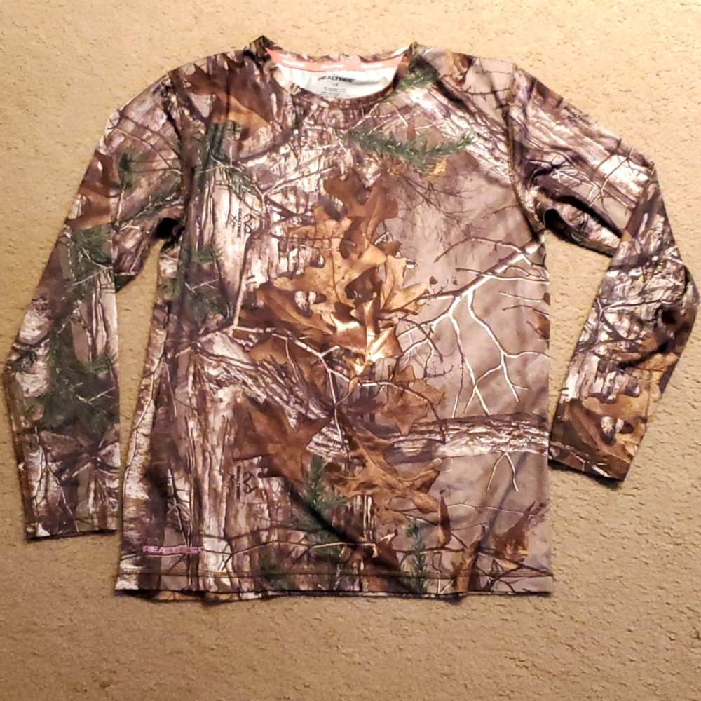 Womens long sleeve crew neck shirt